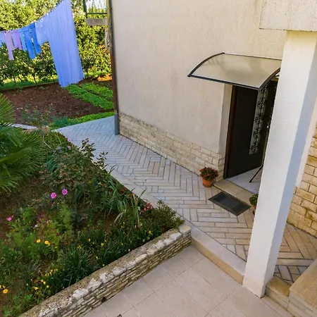 Apartment Three Waves New