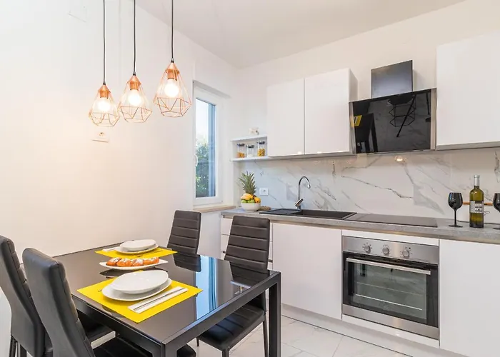 Three Waves New Appartement